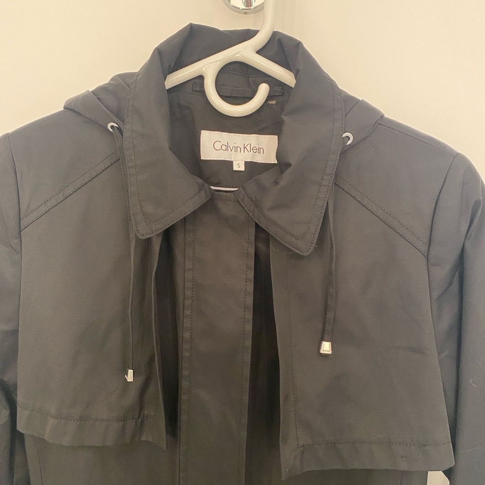 EUC Calvin Klein Water Resistant Trench Coat Black Size 2 - Picture 3 of 9